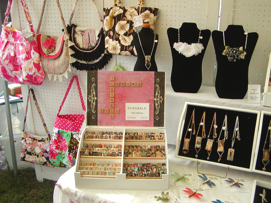 Gray Mountain PurseANalities & Accessories