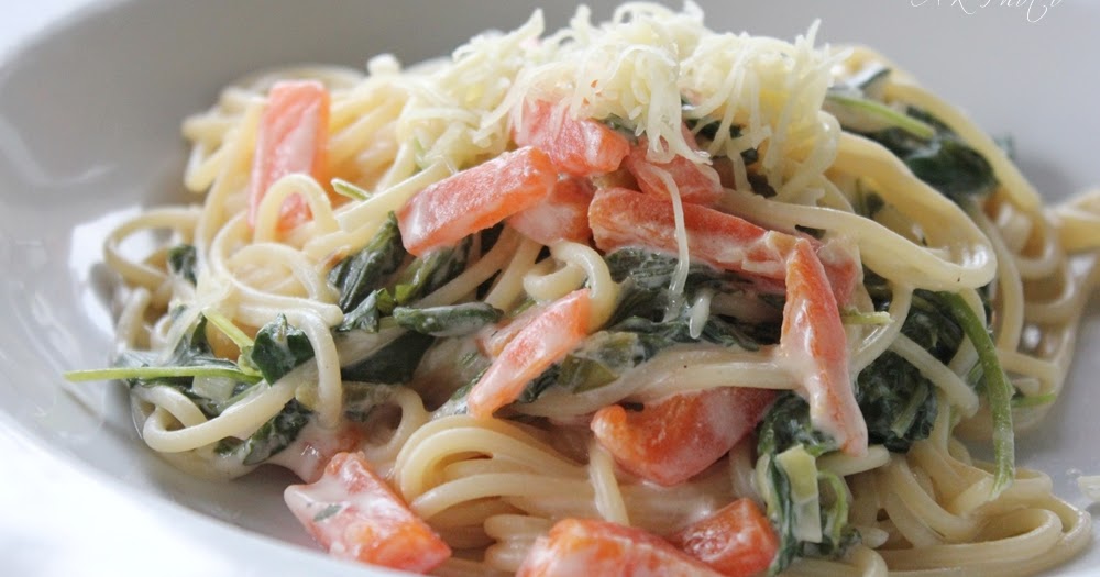 Wolkenfees Küchenwerkstatt: Pasta mit Paprika-Rucola-Frischkäsesauce