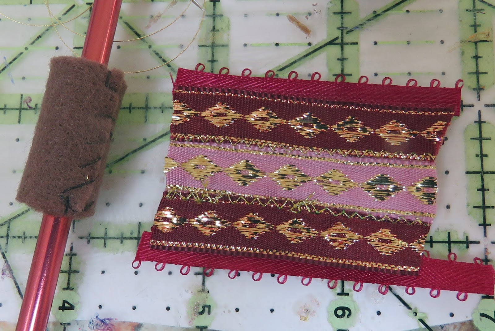 Novasblossoms Fiber Arts Fabric Beads Tutorial