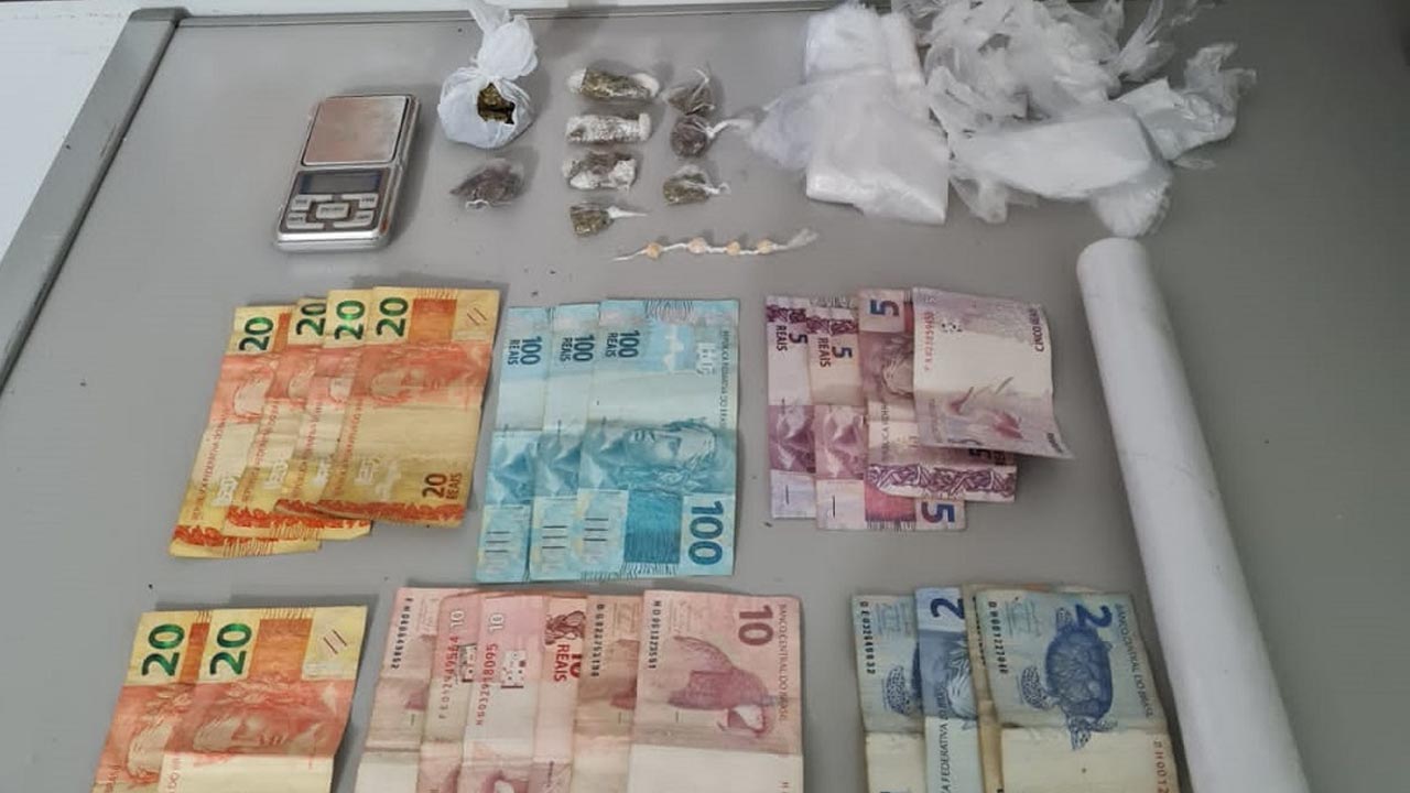 SIG de São Manuel prende traficante no momento que ele comercializava drogas em sua residência
