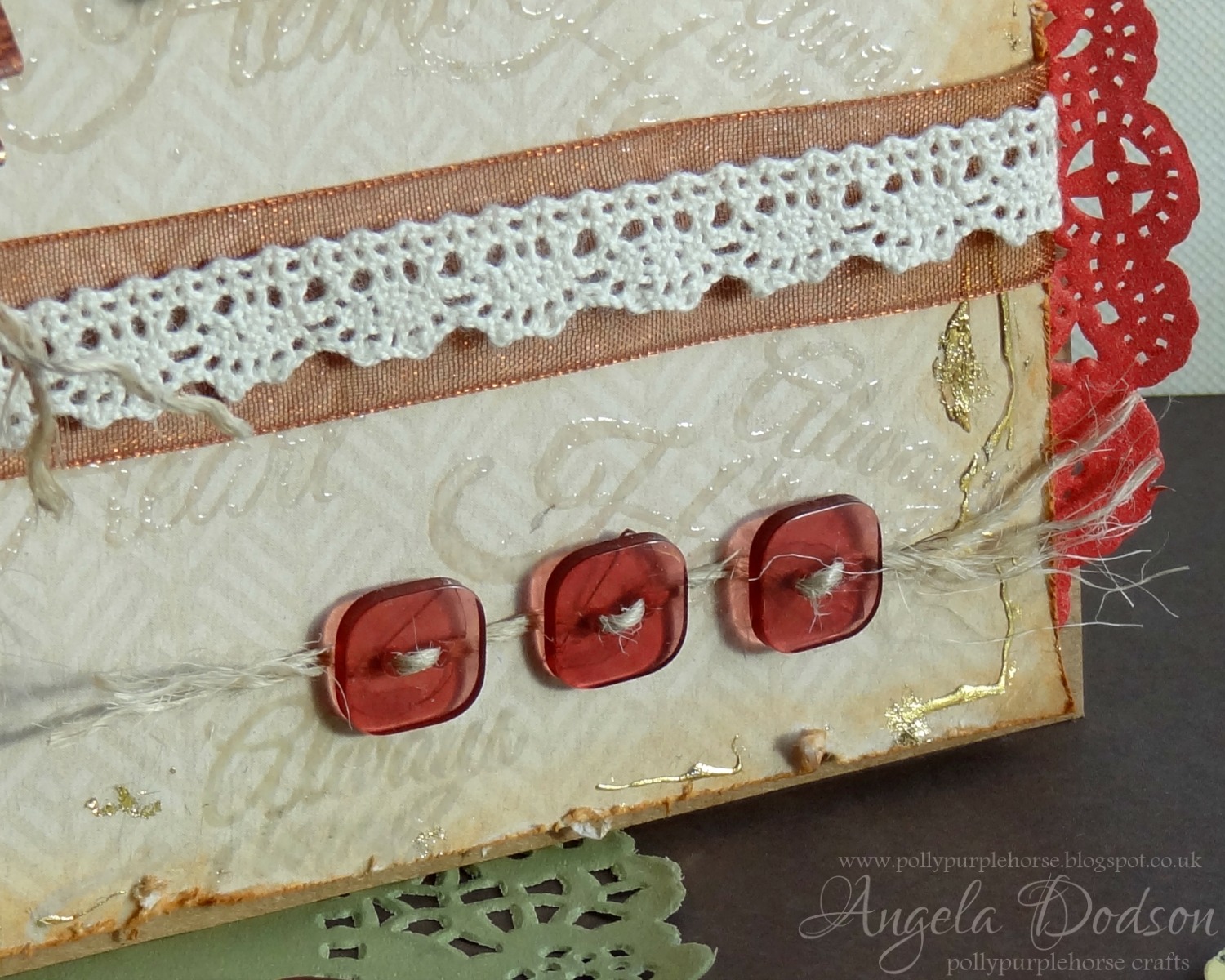 Pollypurplehorse is crafty Accordion Heart Card