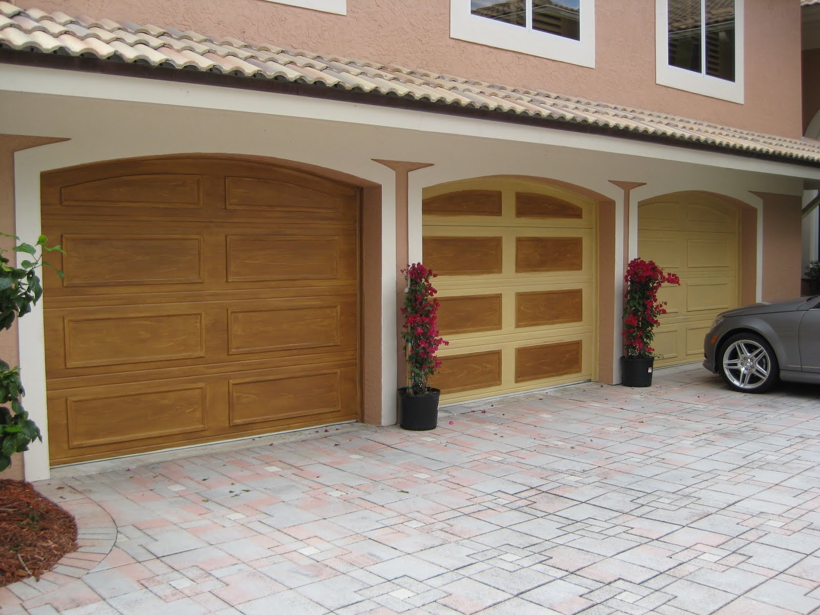 Latest Timber Look Garage Door Colours Ideas in 2022
