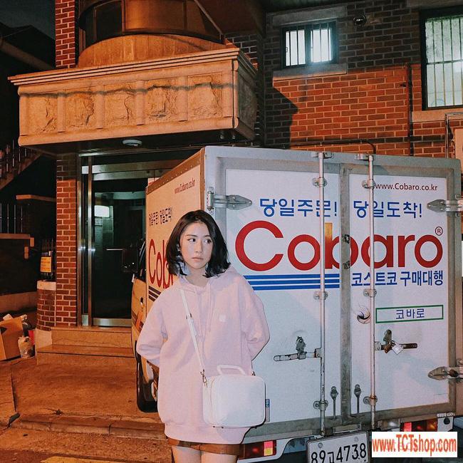 7 pha đổi tóc đẹp miễn chê của loạt hot girl Việt thời gian này 7 pha doi toc dep mien che cua loat hot girl viet thoi gian nay3 7 pha đổi tóc đẹp miễn chê của loạt hot girl Việt thời gian này