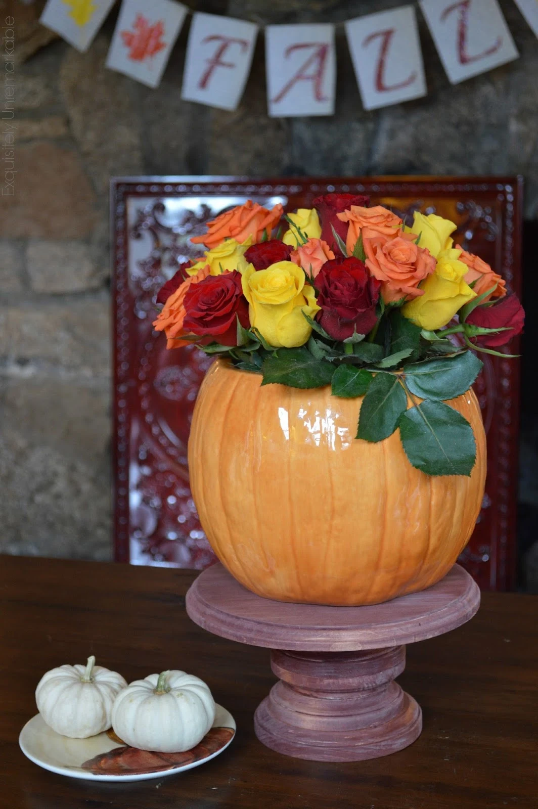  Wooden Cake Stand