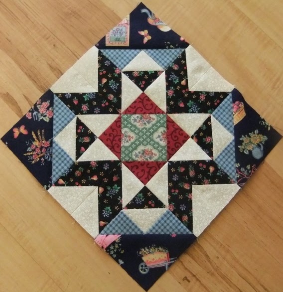 Nancie Anne Quilts Busting Stashzilla With Country Corners!!!