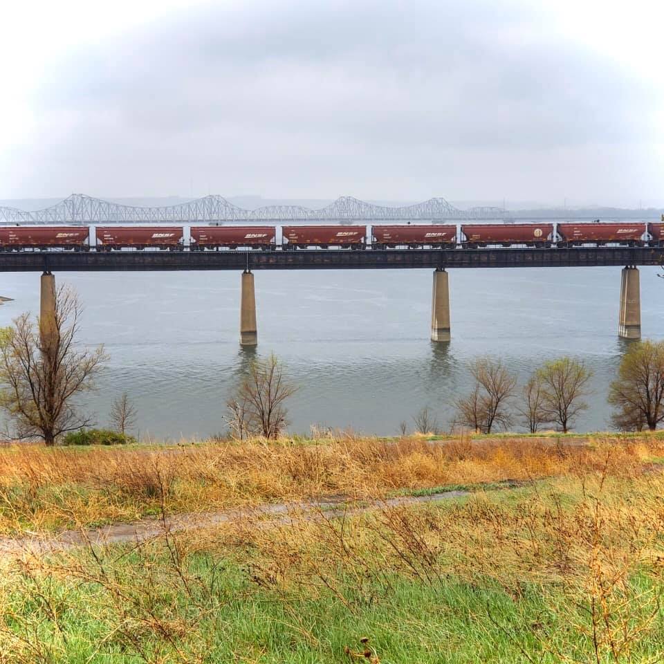 Industrial History BNSF/Milw and US12 Bridges near Mobridge, MO