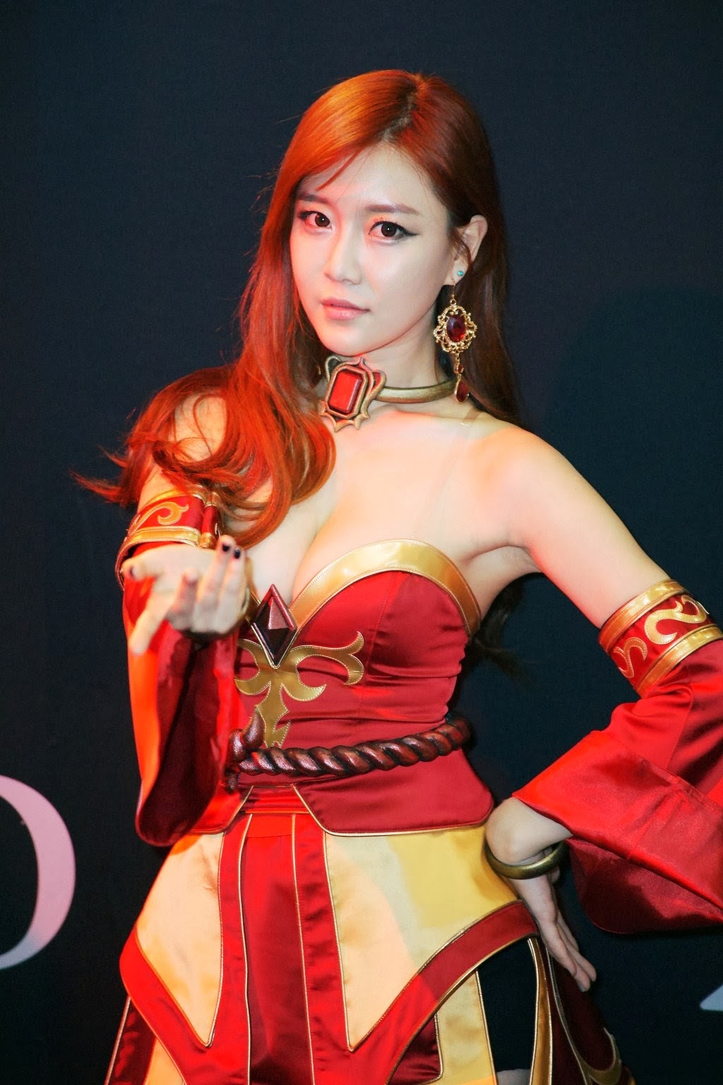 Dota 2 Cosplay Templar Assassin Lanaya