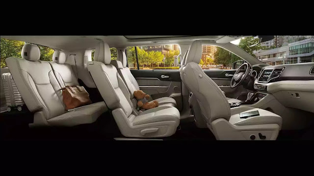 Jeep Commander interior Jeep Commander interior