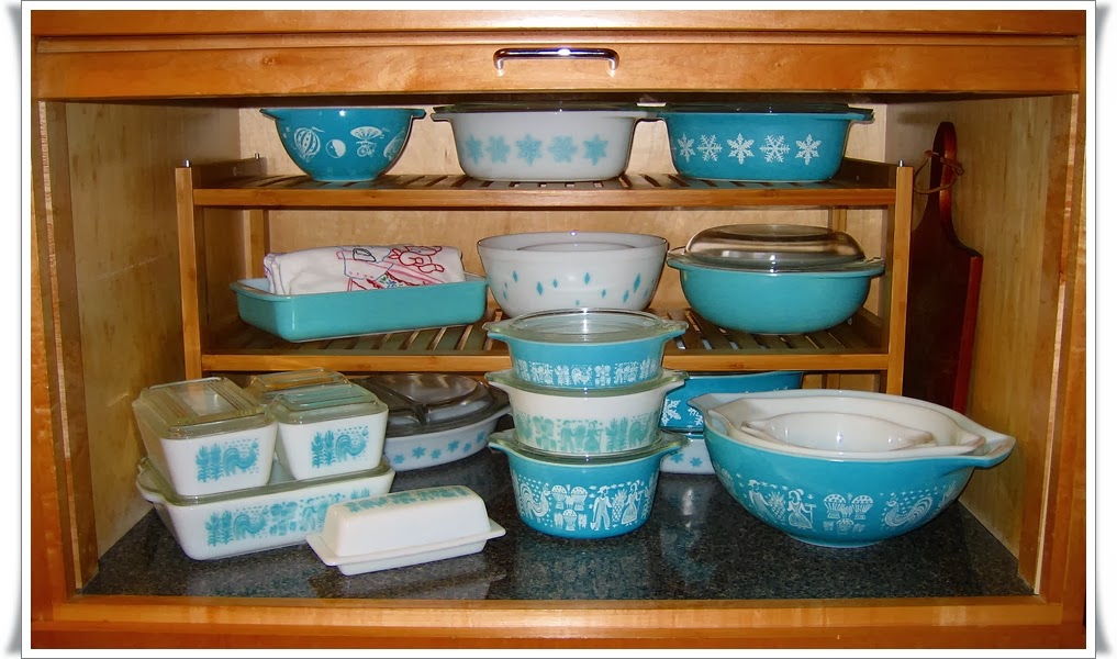 Pyrex Collective III My Weekly Thrift Store Pyrex Finds and Pics of my