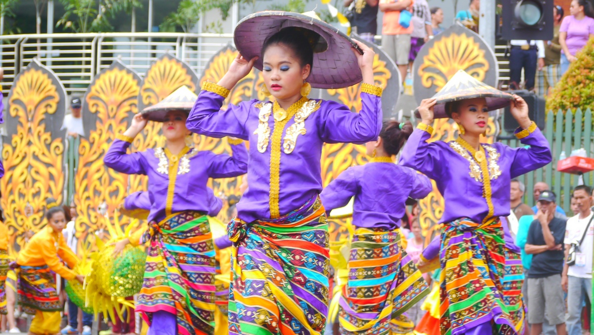LakbayLoyd: Fiesta Series - Kadayawan of DAVAO CITY