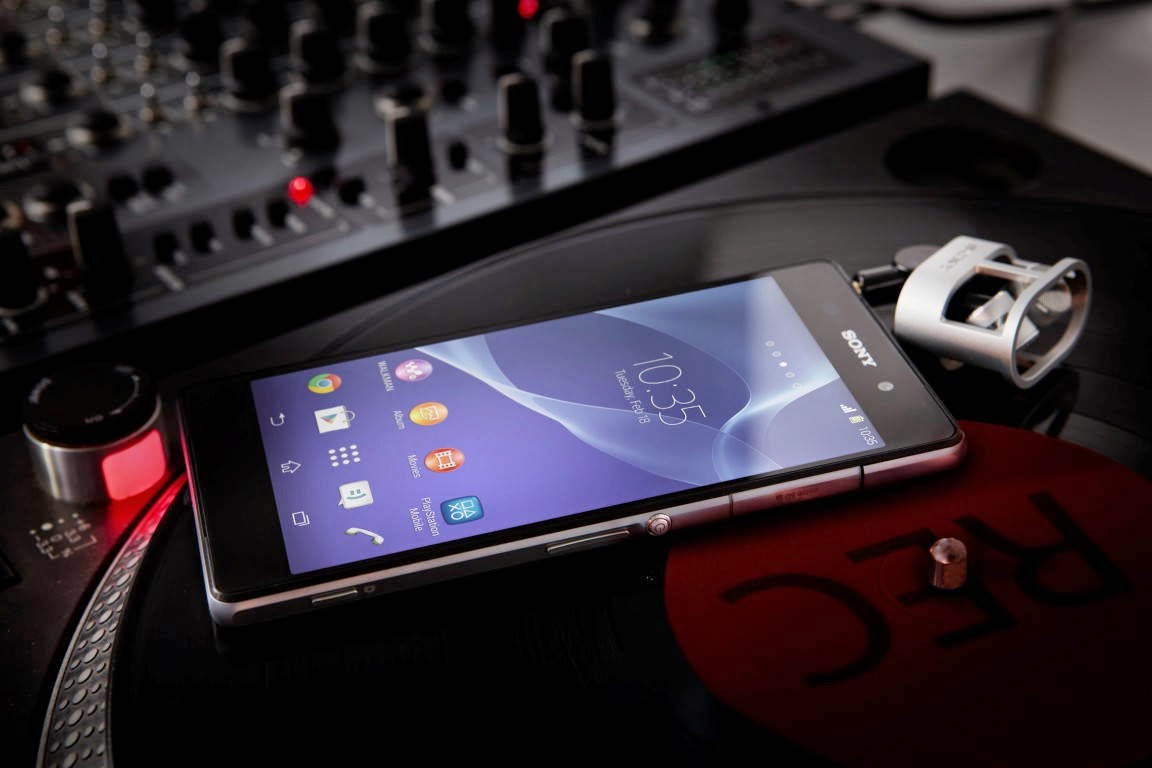 SONY XPER%C4%B0A Z SER%C4%B0S%C4%B0%2B(5)%2B(Medium)