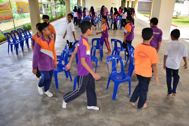 MOHAMAD SYAHMI BIN HARUN: PERTANDINGAN MUSICAL CHAIR SEMPENA MINGGU
