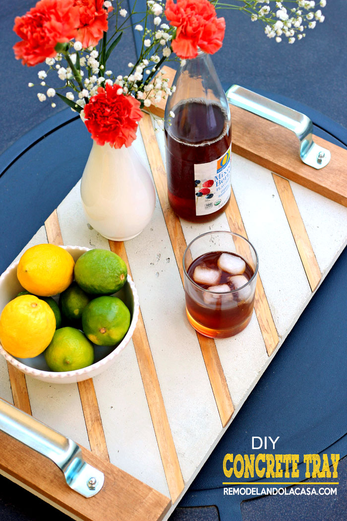 DIY Concrete Serving Tray Remodelando la Casa