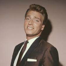 Frank Ifield Net Worth, Income, Salary, Earnings, Biography, How much money make?