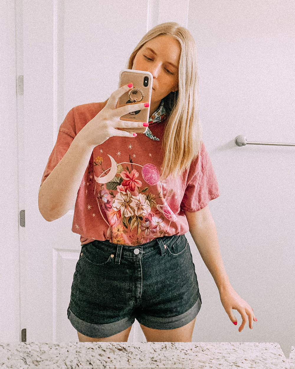 barbie doing shopping