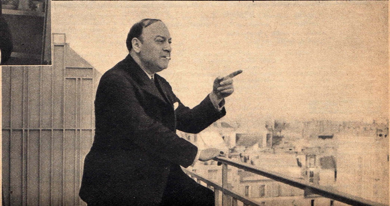 Didier Goux habite ici LéonPaul 1er, roi de Paris