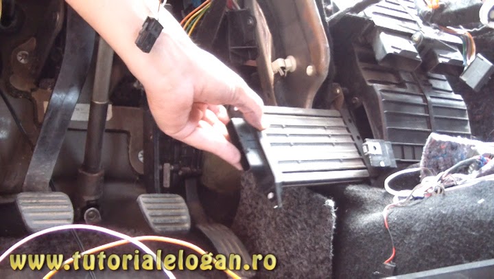 http://www.tutorialelogan.ro/2014/09/demontat-radiator-electric-de-incalzire.html