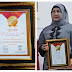 Elly Thrisyanti Terima Penghargaan Top Eksekutif Muslimah 2019 Bidang Politik dari IPEMI
