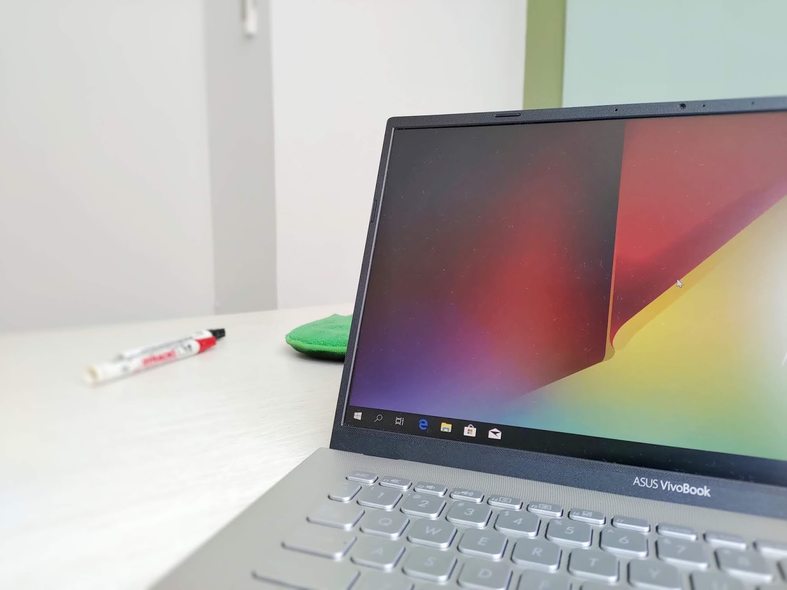 Asus Laptop Core I5 7th Gen 8 Gb 1 Tb Windows 10 2 Gb R558uq Dm1286t Online At Best Price In India 6th Dec 2020 Gadgets Now