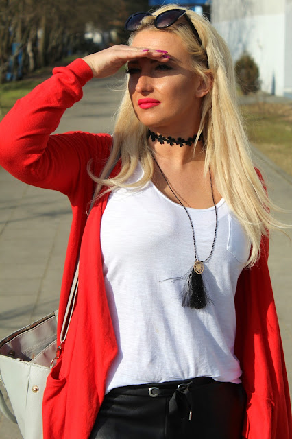 red8.jpg