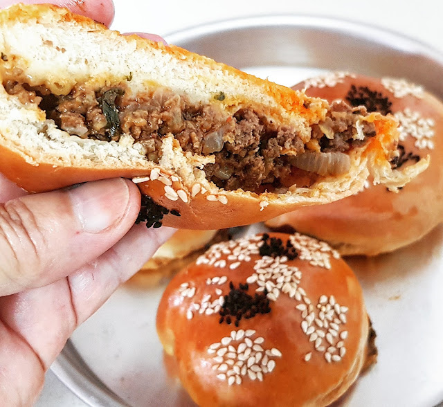 חלה במילוי בשר וחצילים