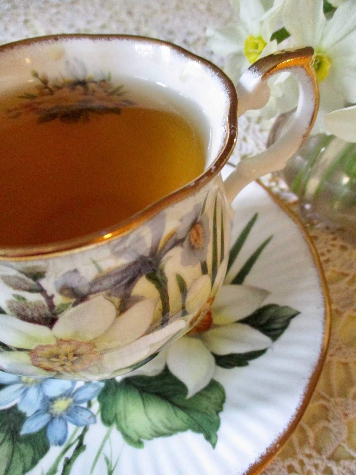 Tea With Friends Daffodils and teacups