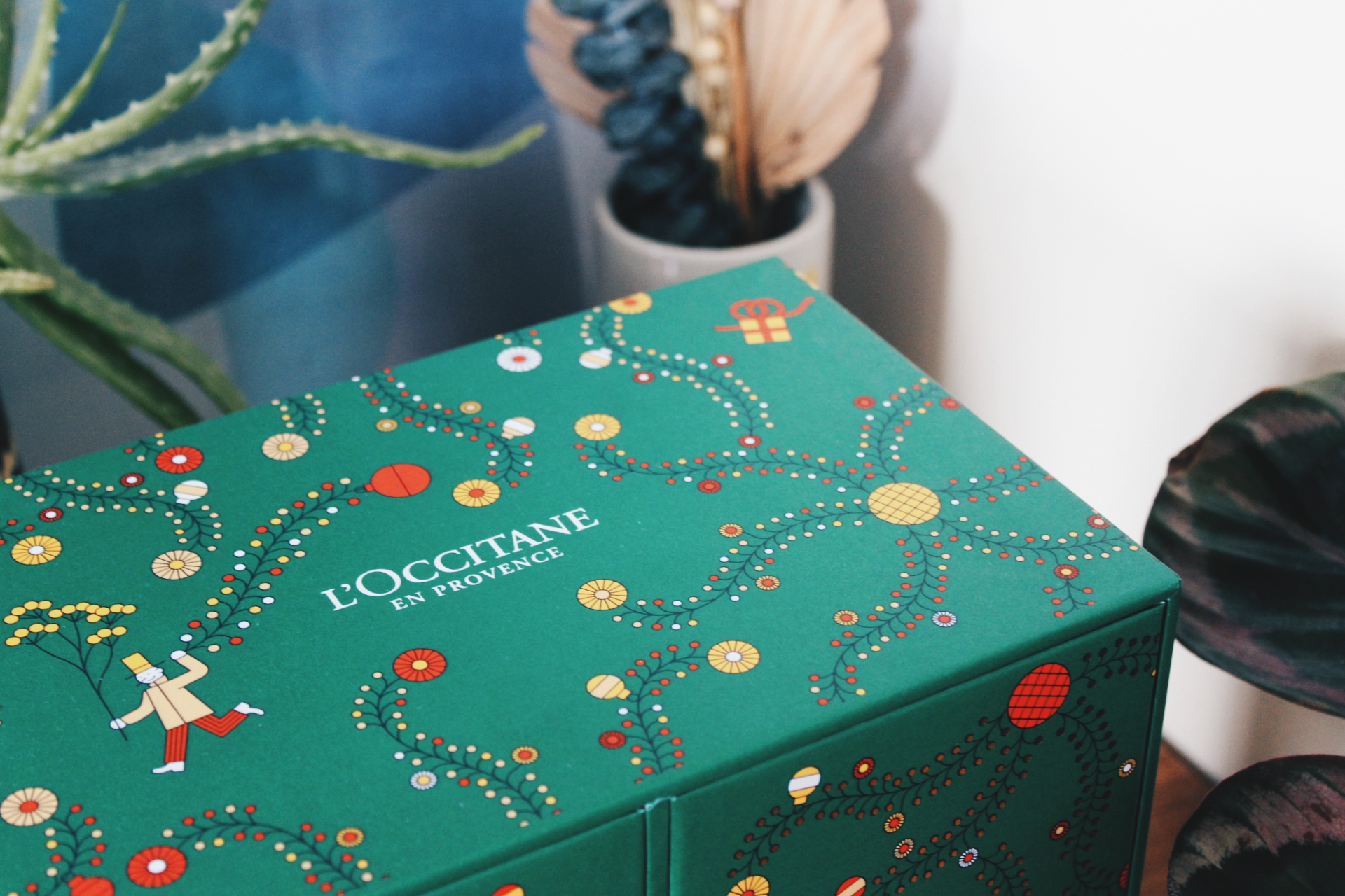 L'Occitane Luxury Beauty Advent Calendar 2021 Alice Anne