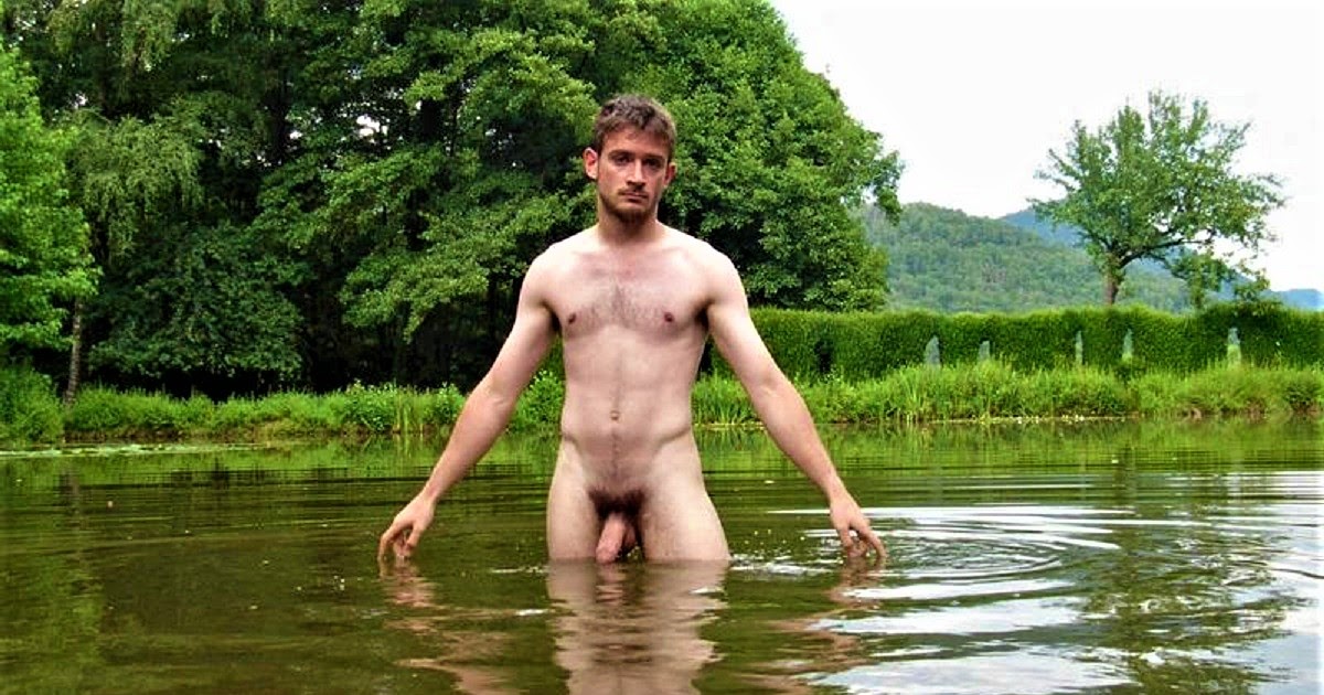 naked-teen-men-outside