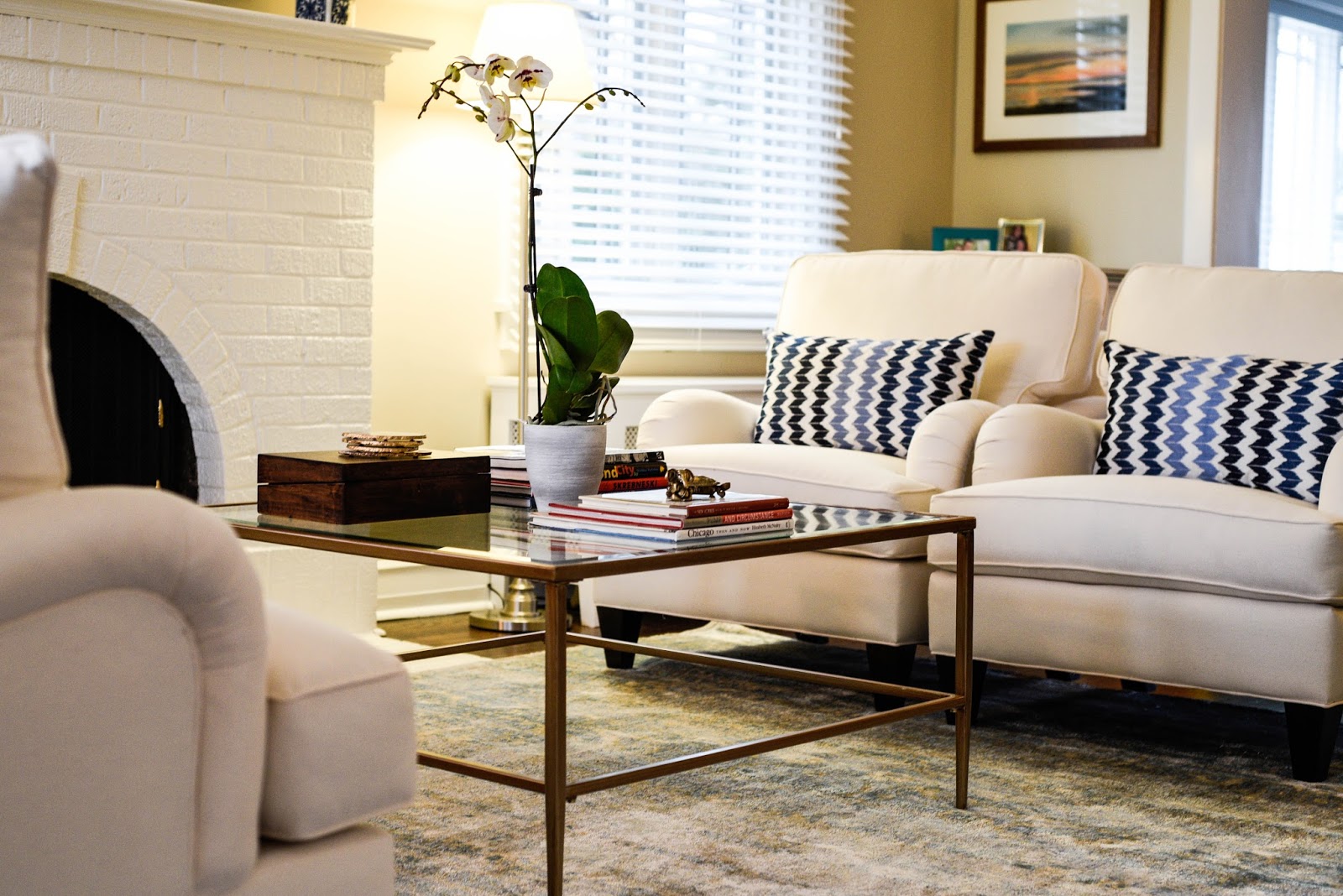 classic transitional living room Home With Keki