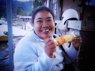 Take A Rest To Eat Roasted Corn At Lake Beratan Bedugul Bali Indonesia