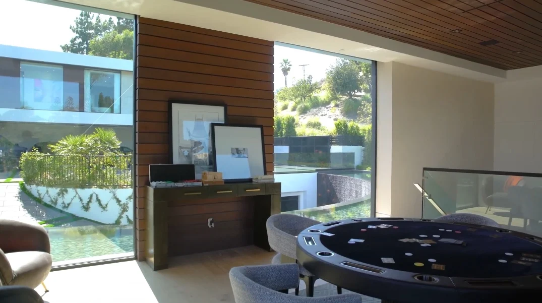96 Photos vs. Tour 1047 N Bundy Drive, Los Angeles, CA Ultra Luxury Mega-Mansion Interior Design