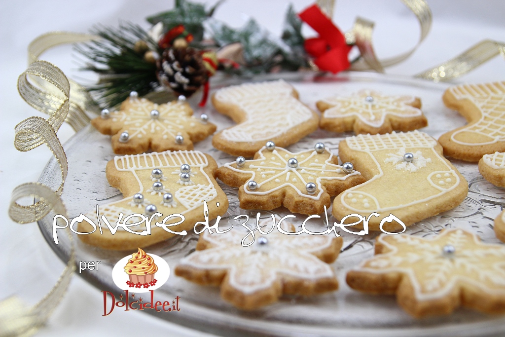 le ricette delle feste: tutorial biscotti di frolla e cannella decorati con ghiaccia reale