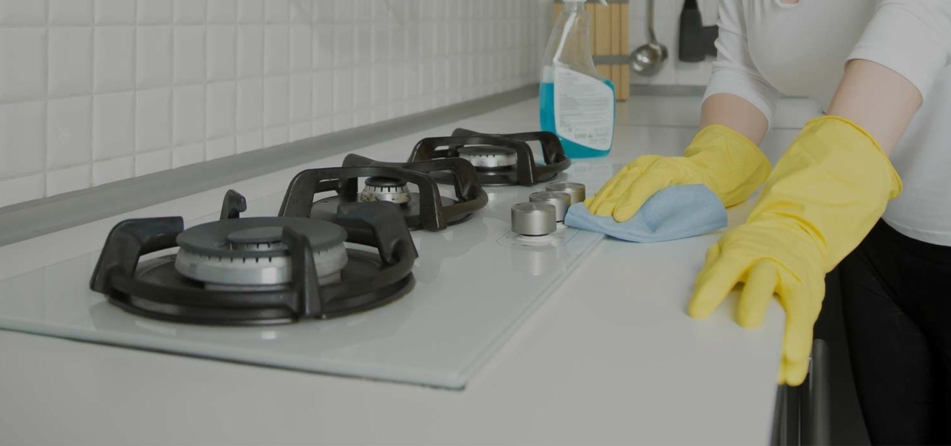 Hire us for End of tenancy cleaning service in Bristol