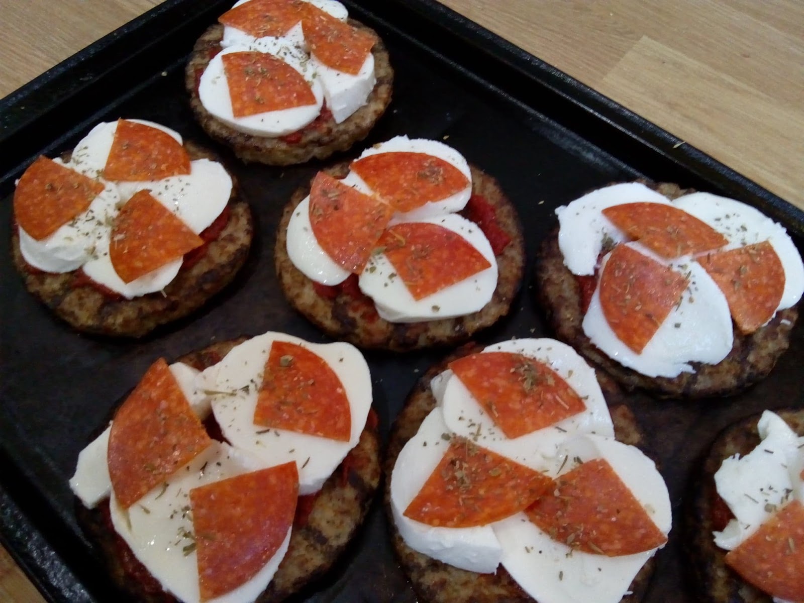 A Family Against the Flow Oh Burger! 32 Pizza Burger