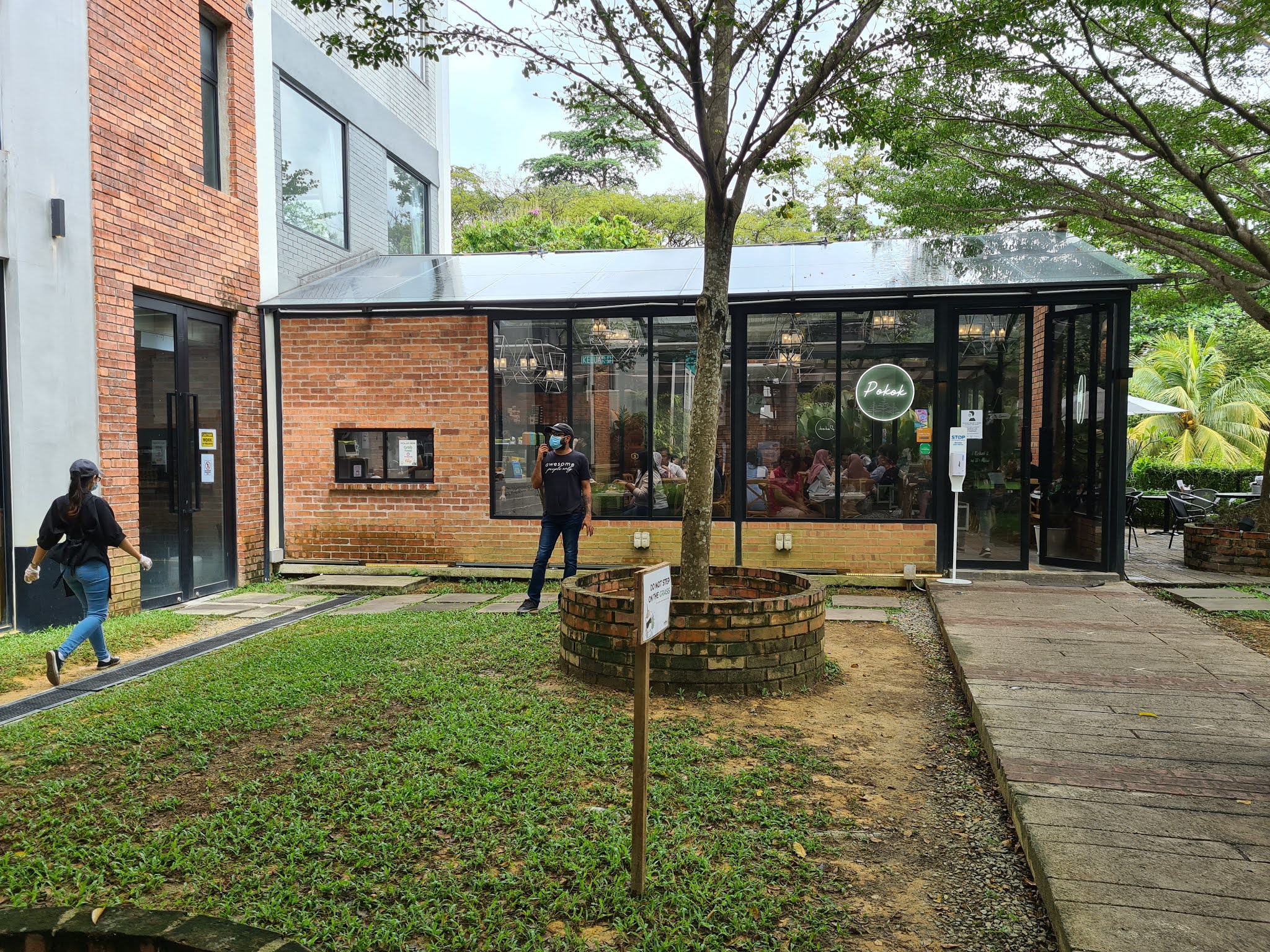 WANDERLUST DJ Pokok KL Cafe, Kuala Lumpur