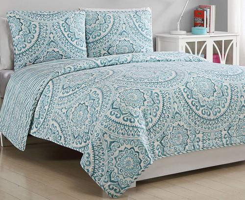 Kids Zone Sophie Reversible Quilt Set