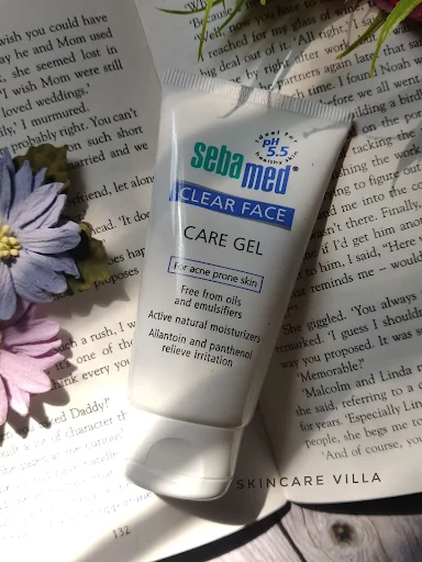 Best Paraben Free Moisturizers in India for Oily and Acne-Prone Skin Best Paraben Free Moisturizers in India for Oily and Acne-Prone Skin