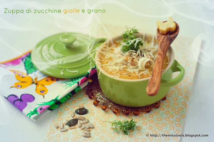 vellutata di zucchine gialle con grano - yellow zucchini soup with wheat