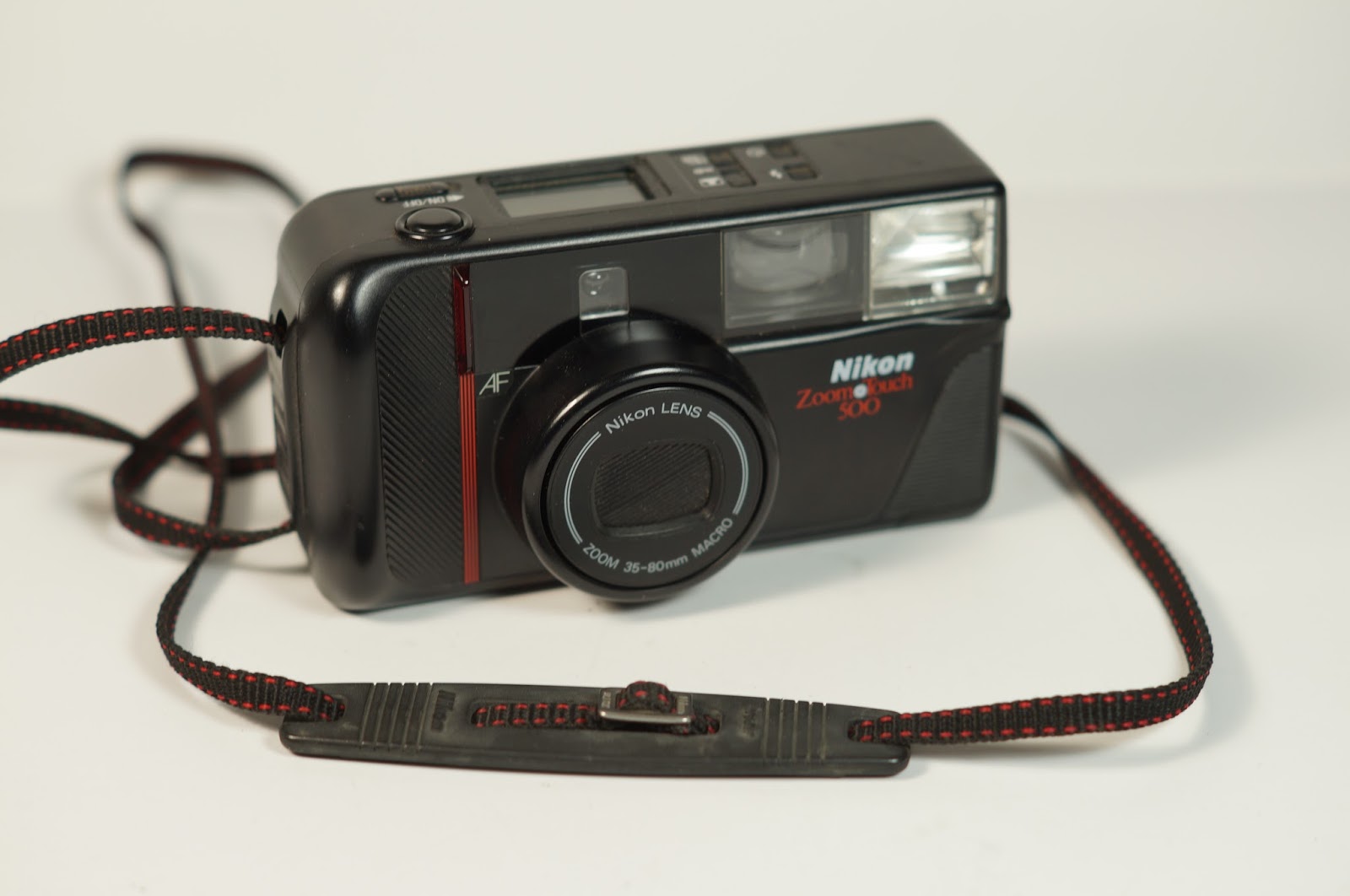 Nikon Zoom Touch 500 AF 35mm Film Camera 3580mm Macro Lens