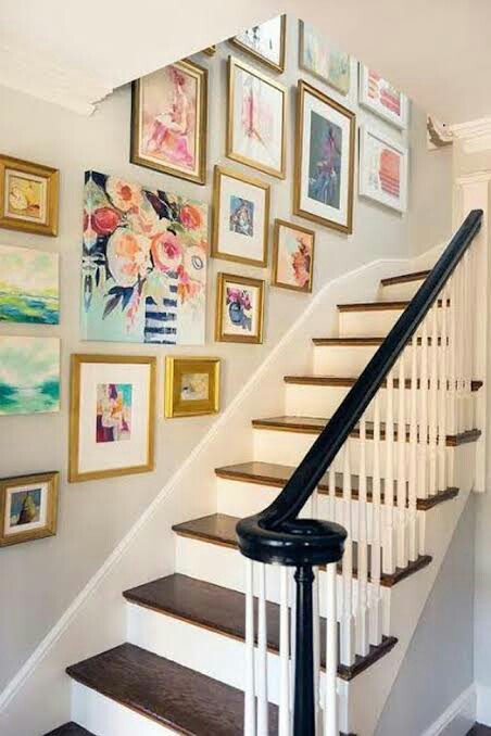 Decorating Ideas for Small Stairs