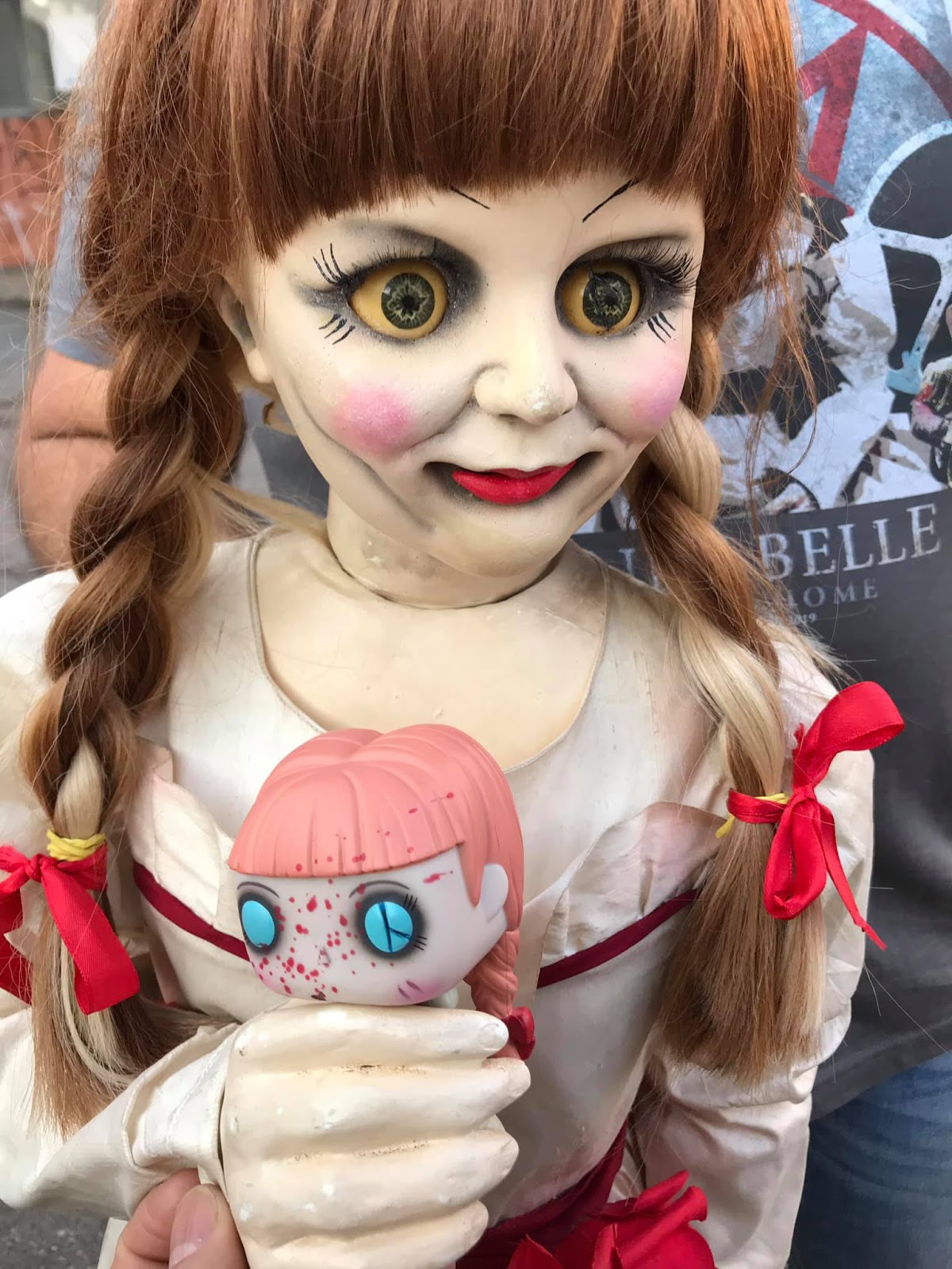Ana Caldatto Boneca Annabelle 3 Filme De Volta Para Casa