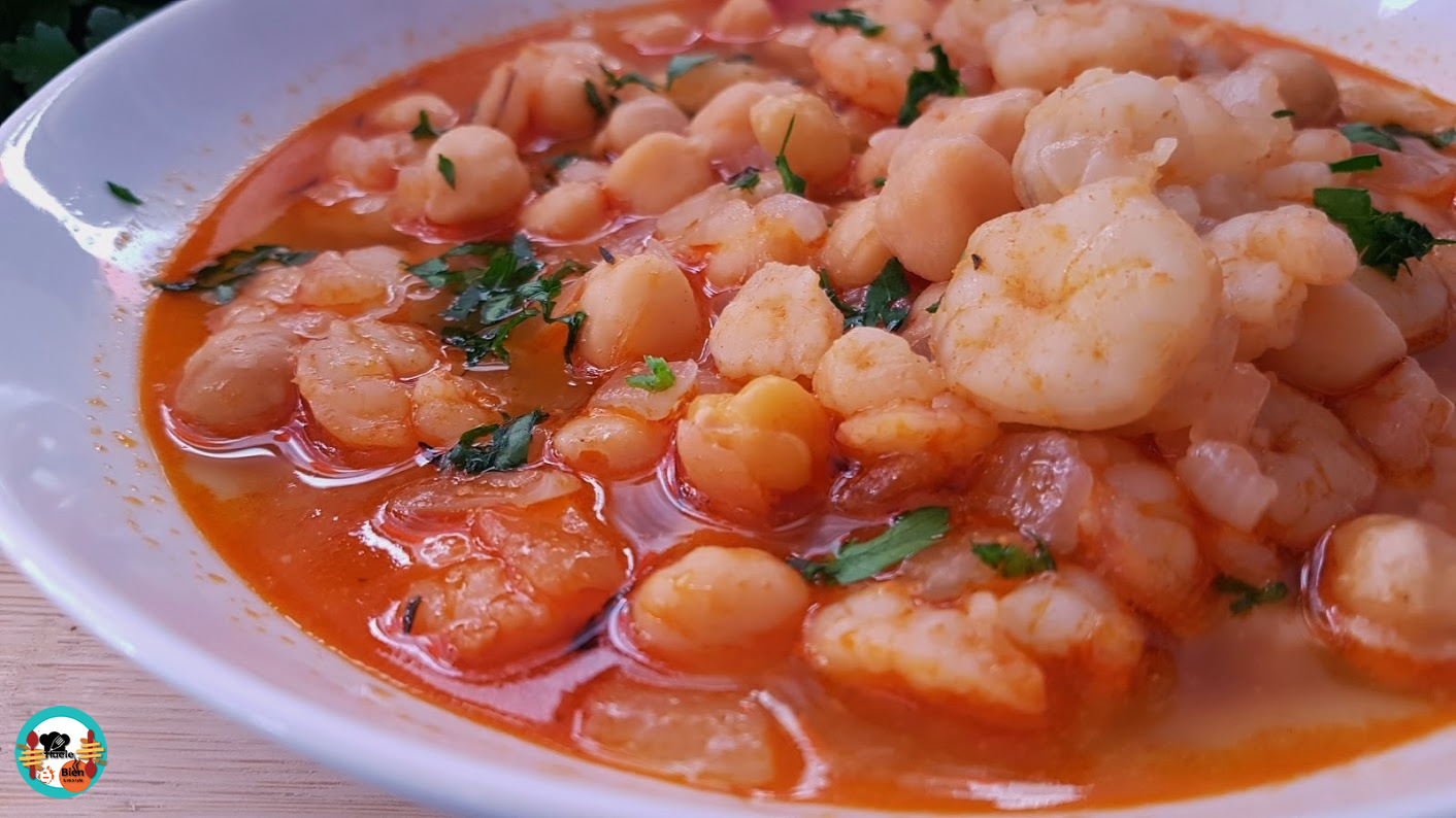 Guiso de garbanzos con gambas ¡Huele Bien!