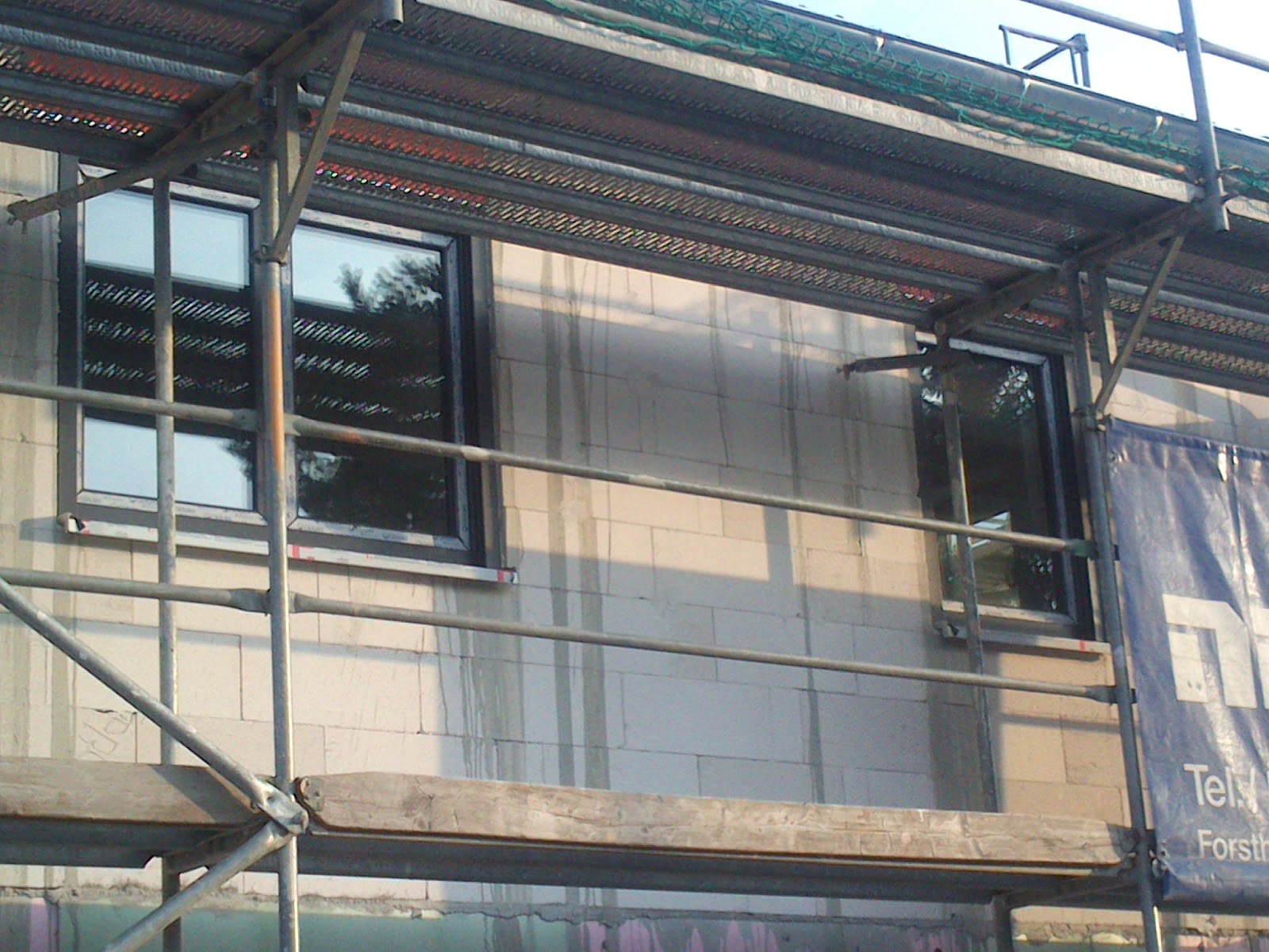 Bautagebuch: Die Fenster sind fertig
