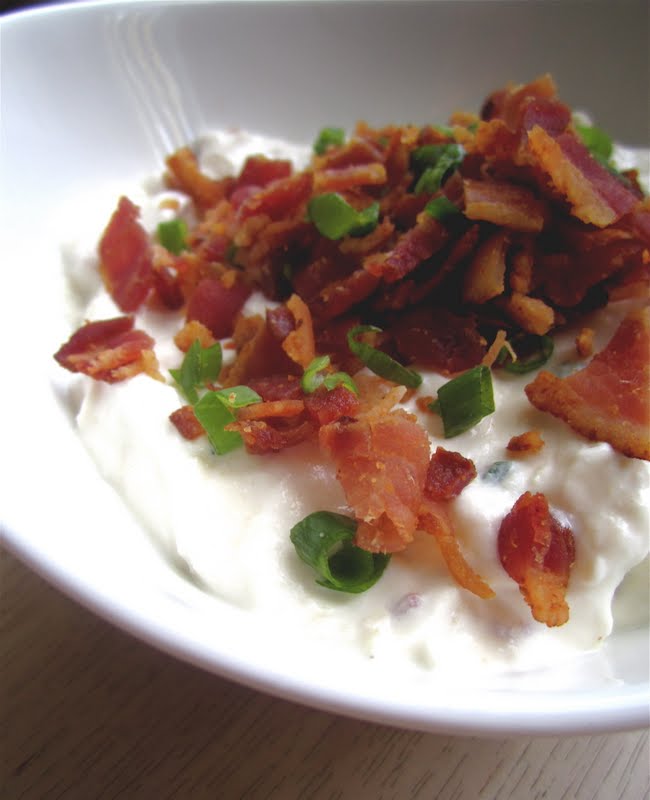 Stephanie Cooks Roasted Garlic and Bacon Dip