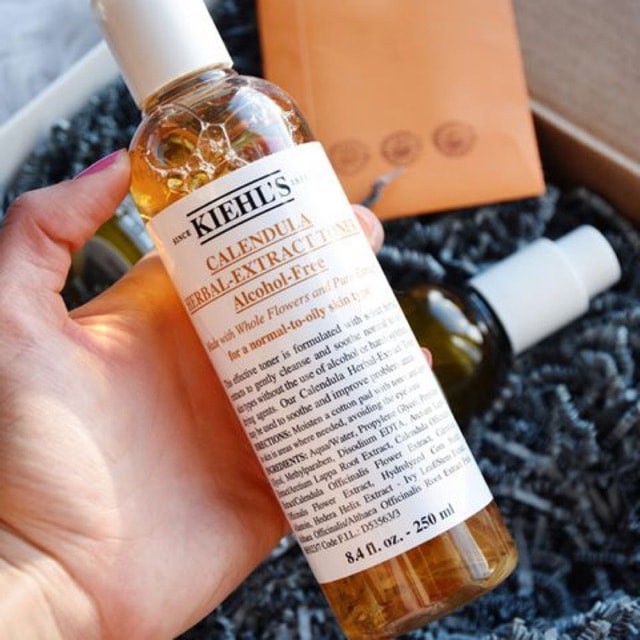 Kiehl's Toner hoa cuc