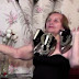 ''Μαγνητική'' γιαγιά απο την Ουκρανία χορέυει με τα σίδερα.