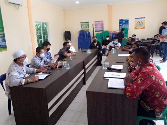 Enam Orang Anggota DPRD Kota Tanjungpinang Gelar Reses di Kelurahan Dompak Enam Orang Anggota DPRD Kota Tanjungpinang Gelar Reses di Kelurahan Dompak