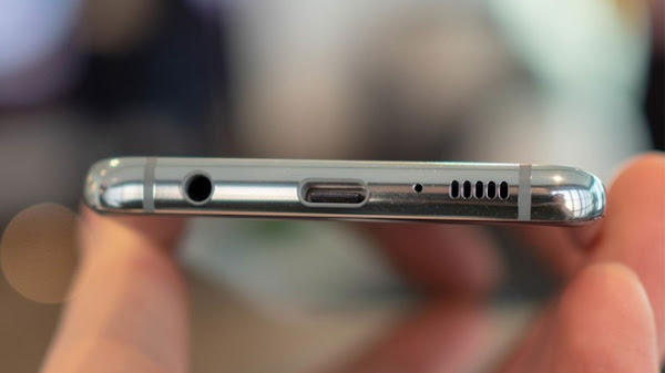 Cổng tai nghe 3,5 mm sắp trở lại smartphone Samsung