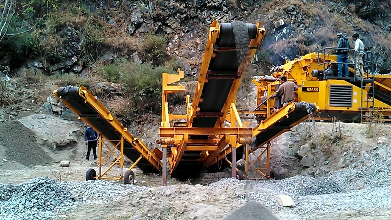 Mobile Crusher On rent