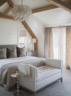 Stunning Master Bedroom Retreats With Vaulated Ceilings